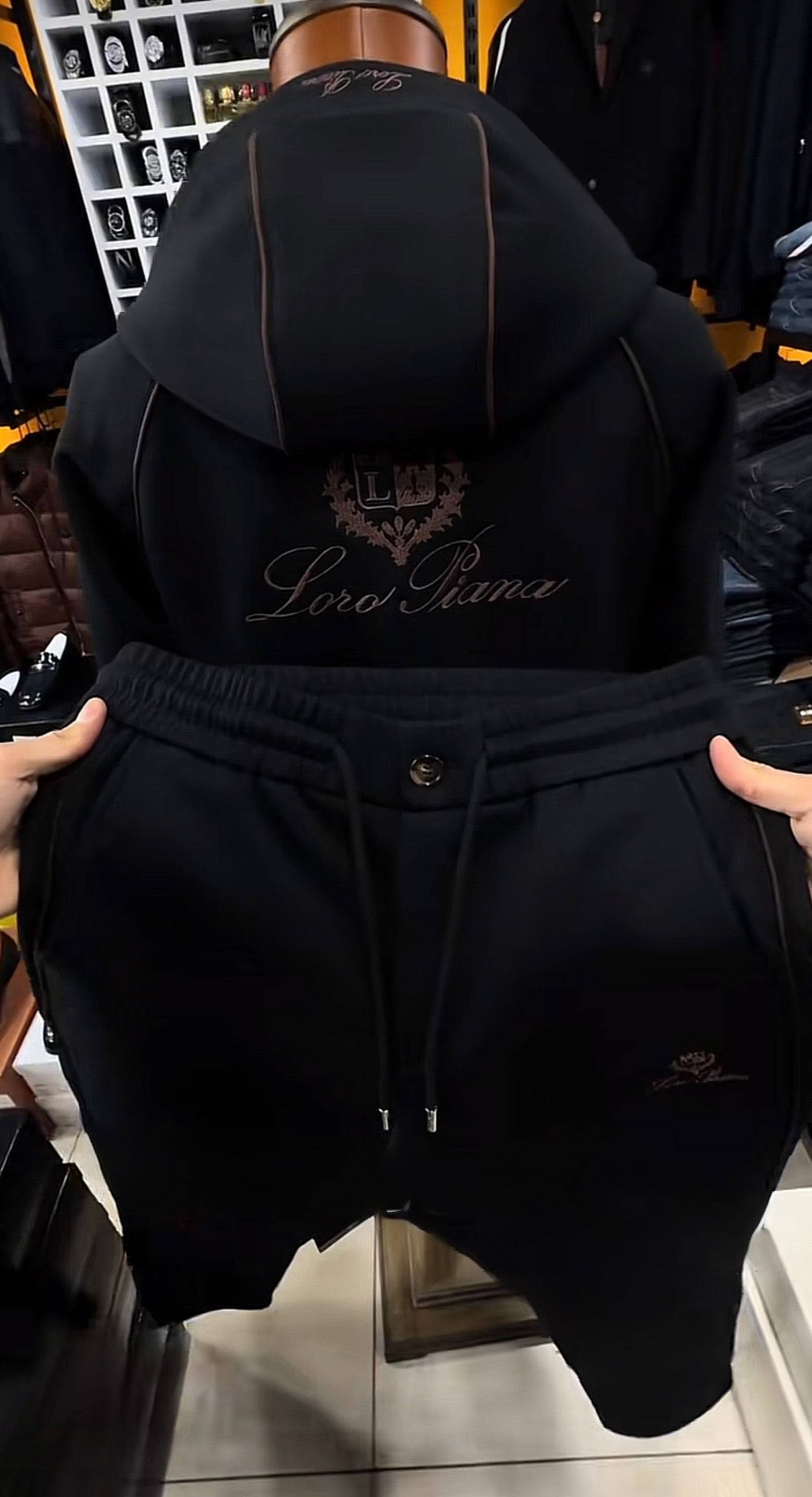 LORO PIANA : SET COMPLETE • REBELS PRIVE'