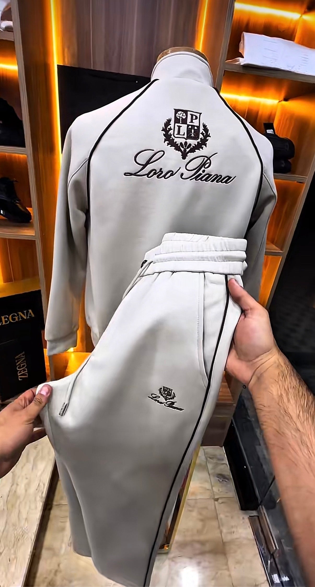 LORO PIANA : SET COMPLETE • REBELS PRIVE'