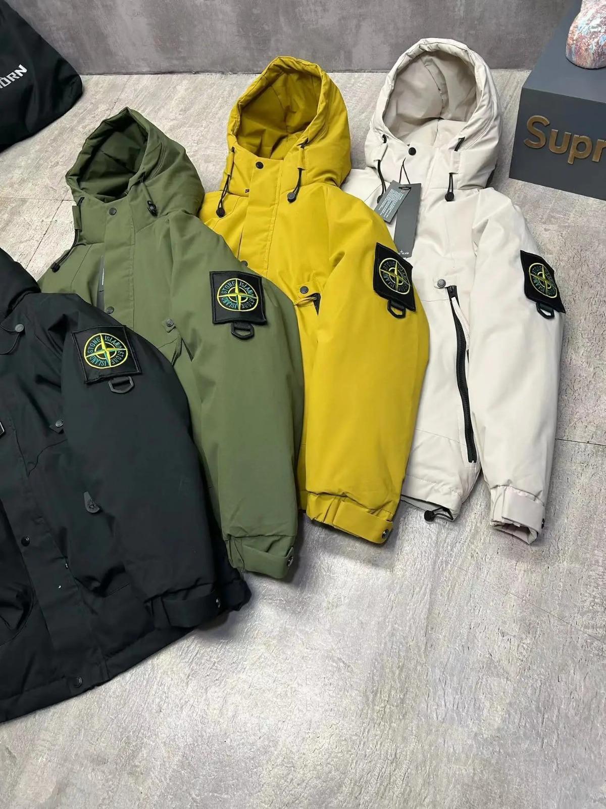 STONE ISLAND : JACKET  • REBELS PRIVE'