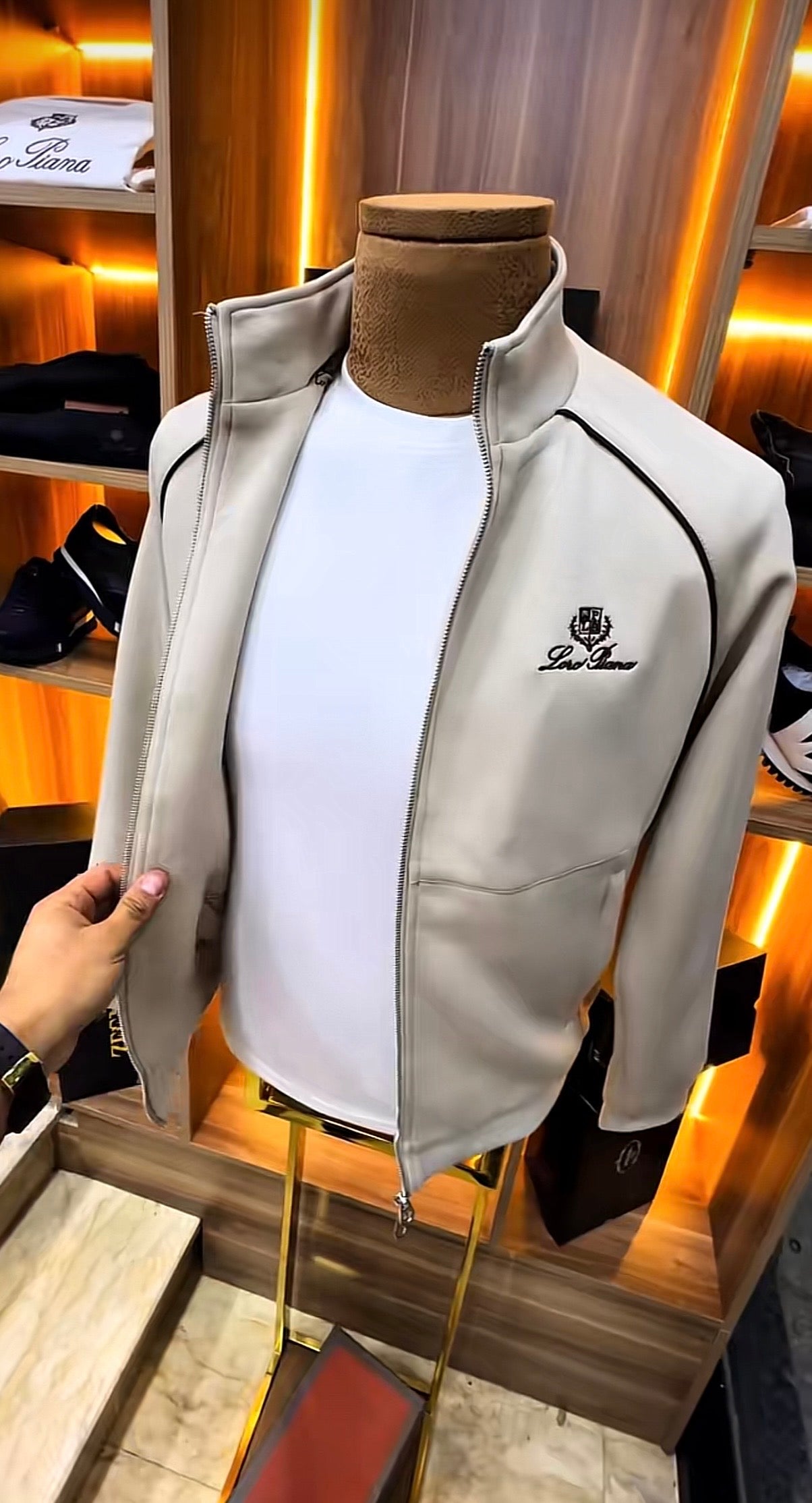 LORO PIANA : SET COMPLETE • REBELS PRIVE'