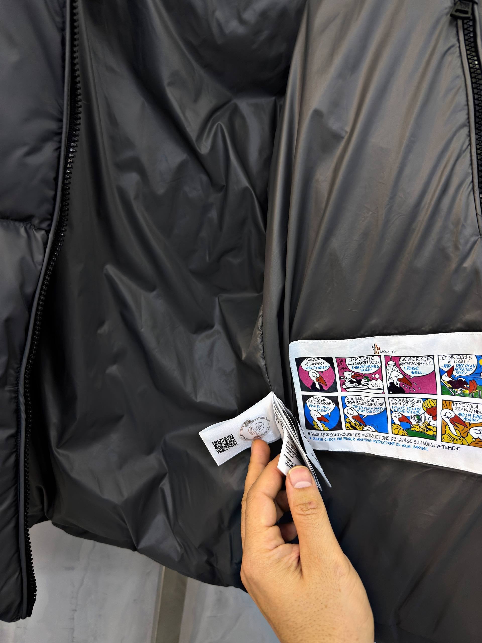 MONCLER • COLLECTION JACKET • REBELS PRIVE'